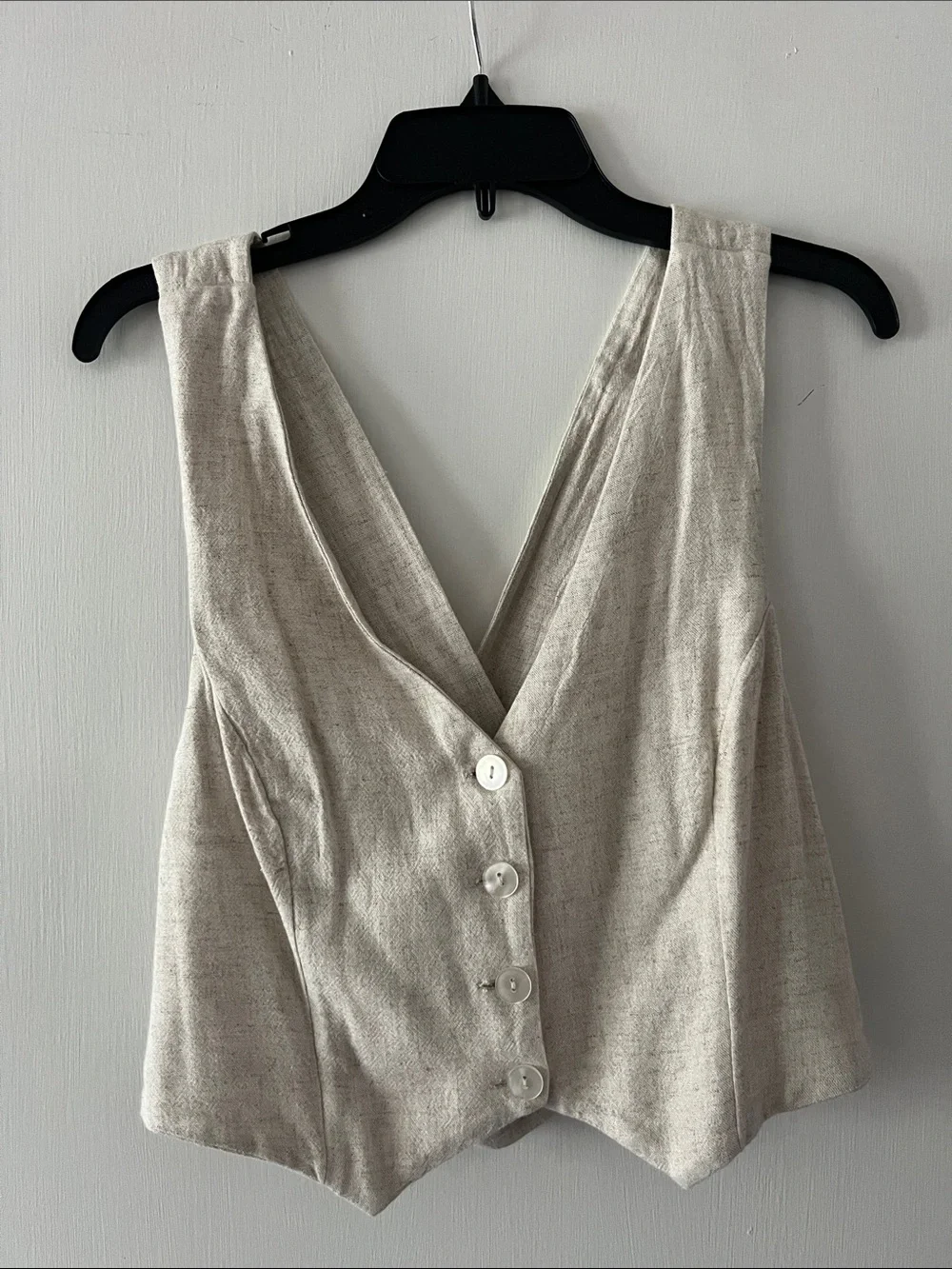 Abercrombie and Fitch Linen-Blend V-Neck Button Front Women's Vest - Natural